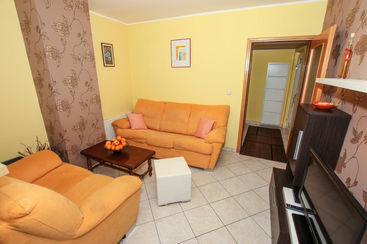 Apartmani Ljubica Poreč Eksteriør billede
